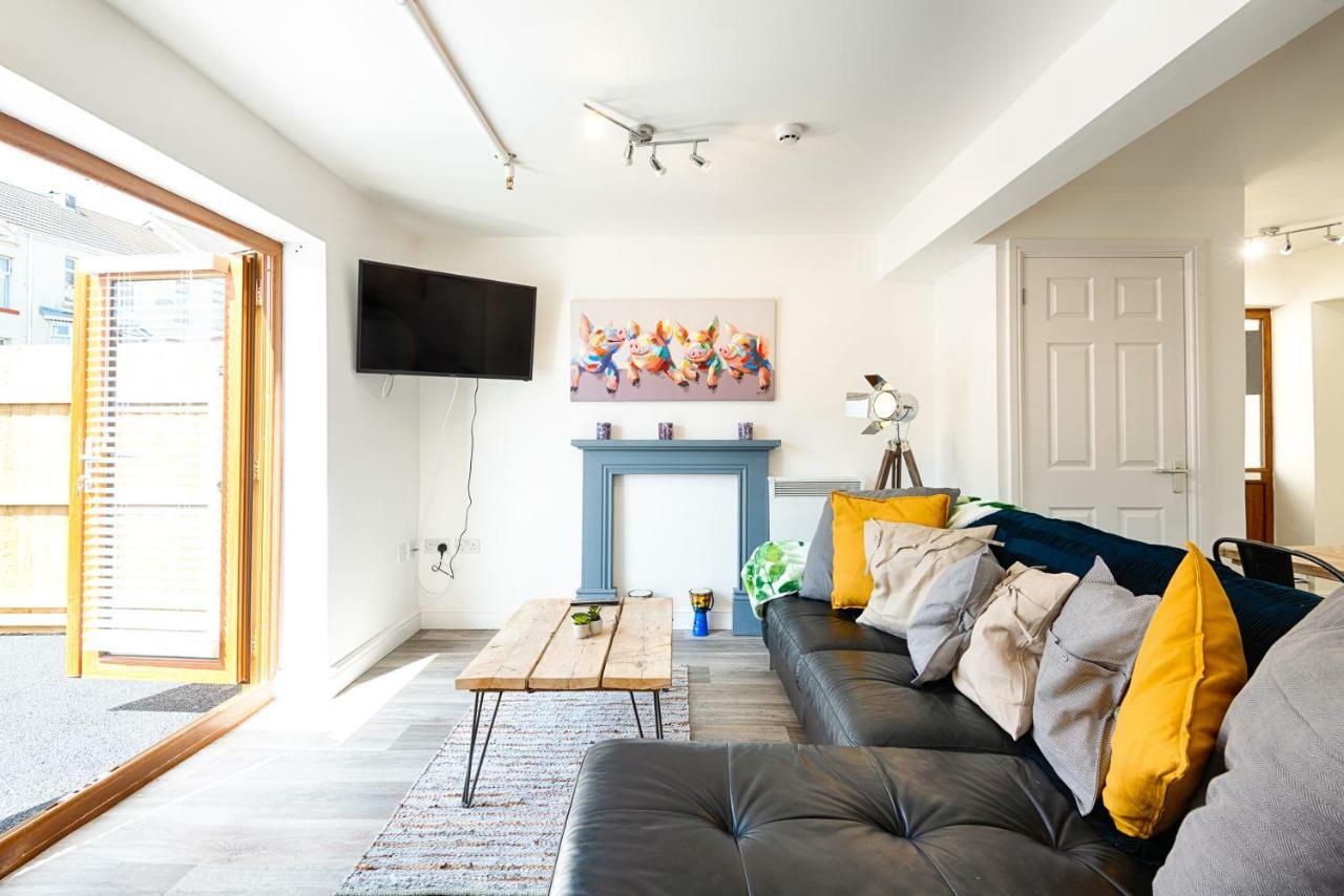 2 Ensuites, Garden, Smart Tv'S In All Rooms! Свонсі Екстер'єр фото